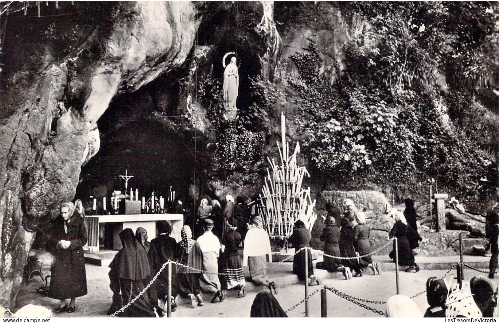 FRANCE - 65 - Lourdes - La Grotte Miraculeuse - Carte Postale Ancienne - Lourdes