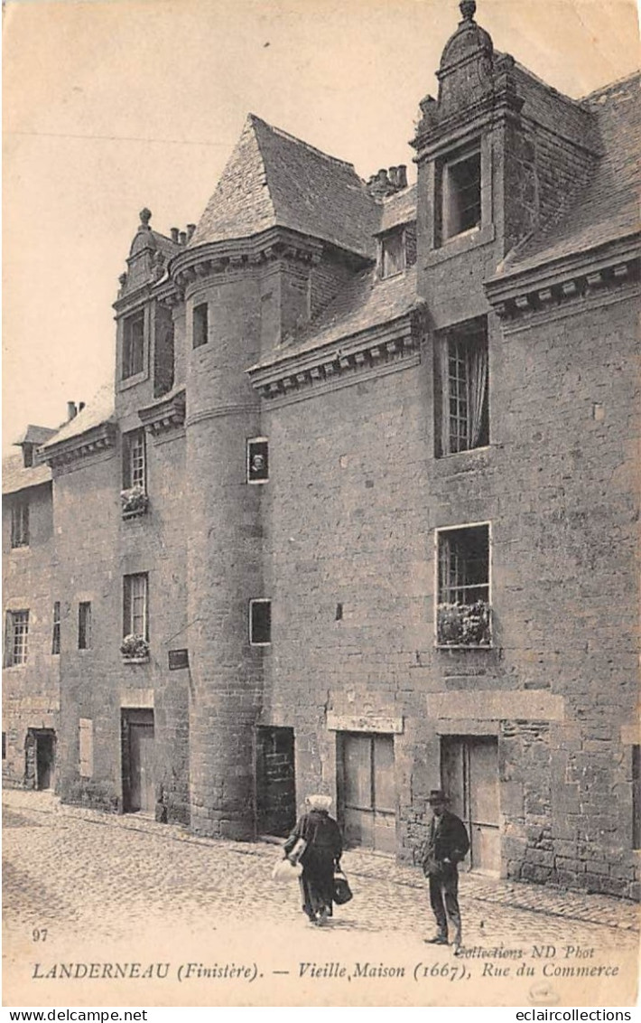 Landerneau            29        Vieille Maison; Rue Du Commerce     N° 97  ( Voir Scan) - Landerneau