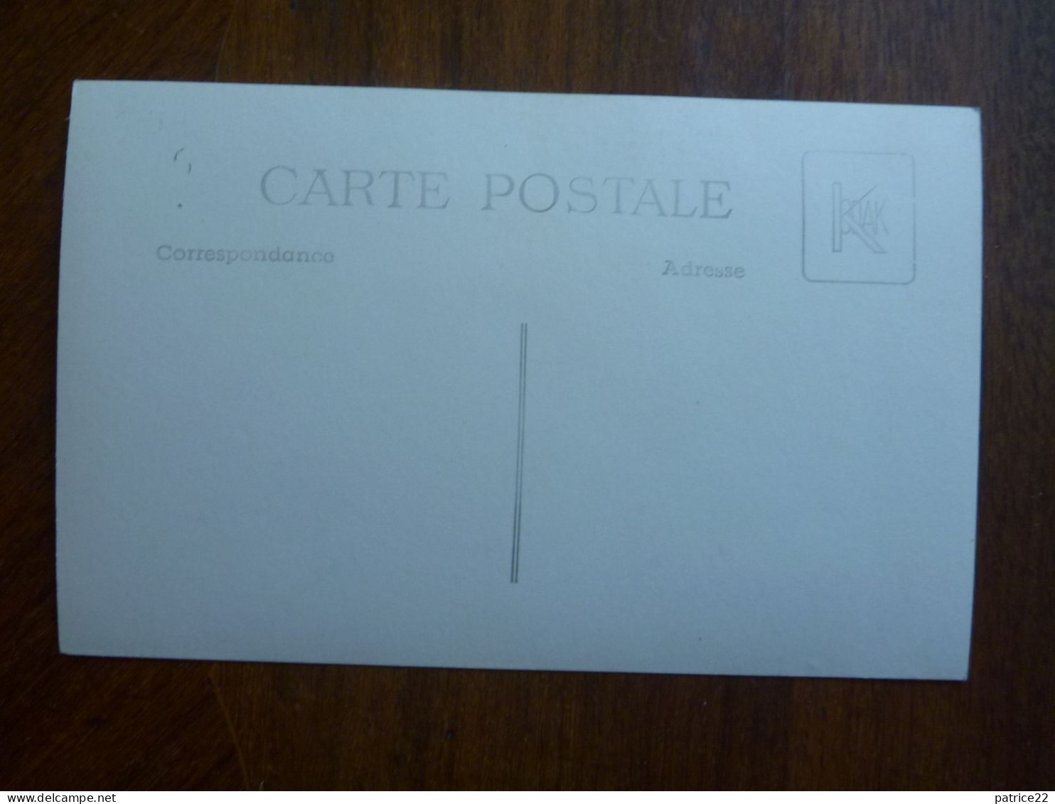 CPA Carte Photo Non écrite  -  Jeune Ado Scarifiée Percing Piercing Des Lèvres - Sin Clasificación