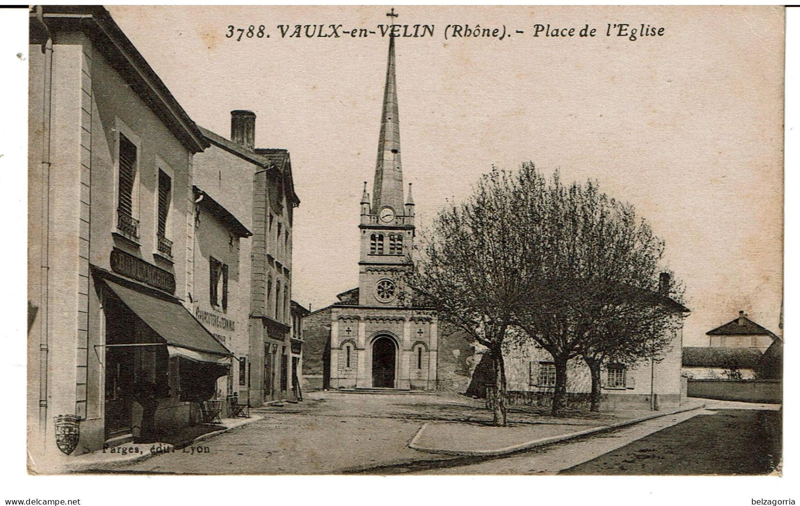 VAULX En VELIN   -   Place De L'Eglise - Vaux-en-Velin