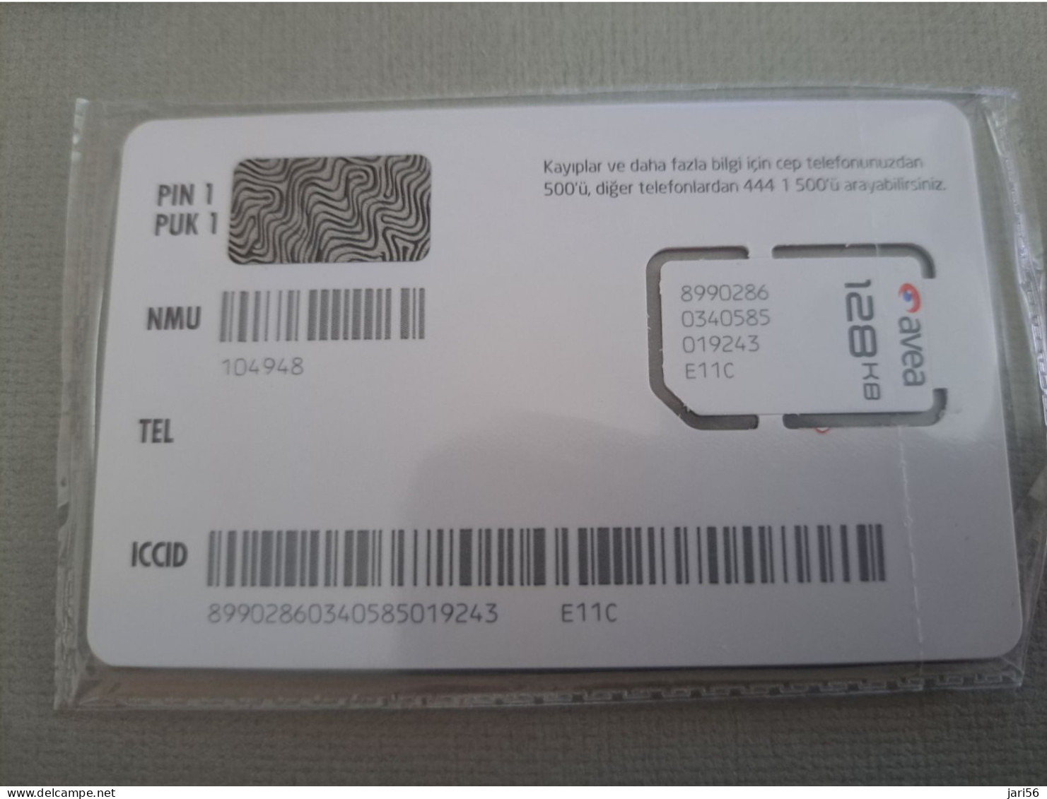 TURKIJE CHIPCARD /SIM GSM/   CANLI/EKRAN 128 KB AVEA     PERFECT MINT  CONDITION   **13571** - Turkije