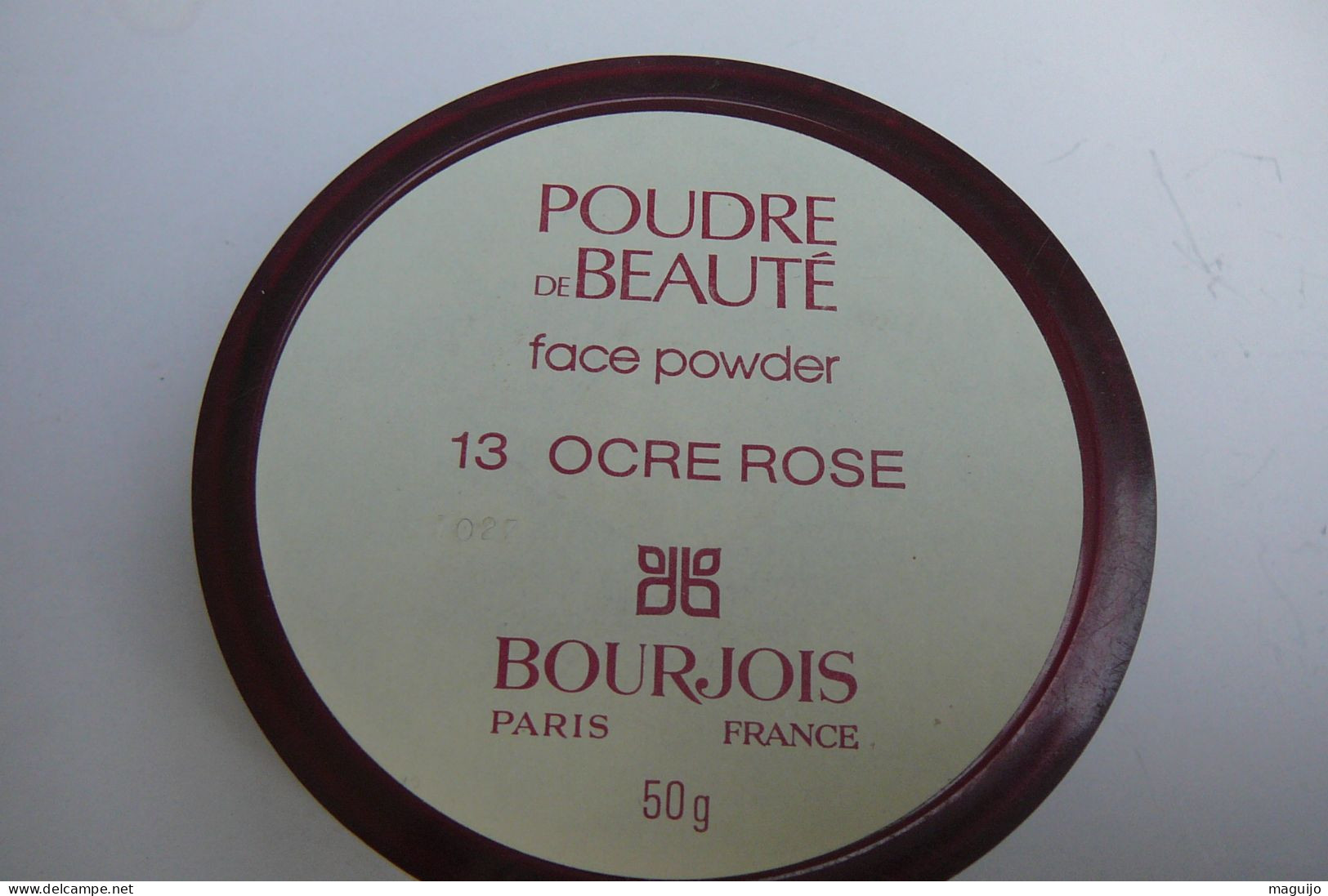 BOURJOIS :BOITE DE POUDRE OCRE ROSE  PLEINE  50 Gr  LIRE ET VOIR !! - Sin Clasificación