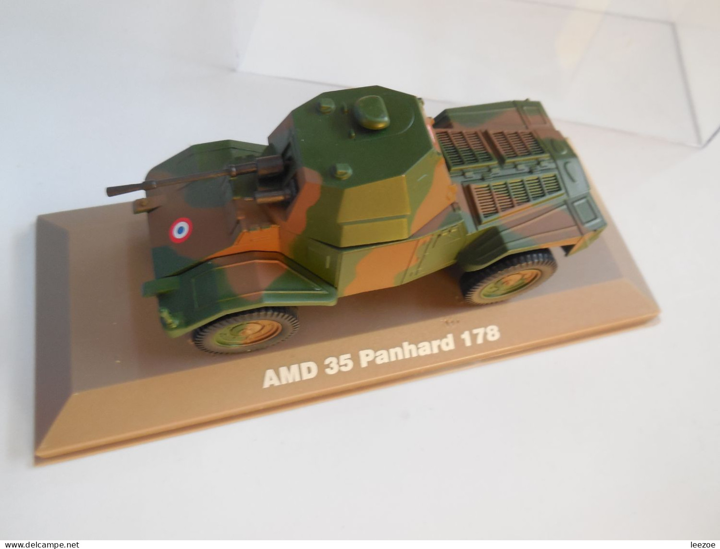 ATLAS Véhicules Et Blindés AMD 35 PANHARD 178 Et CHAR CENTAURO Série Limitée 186/2000 - Militaria