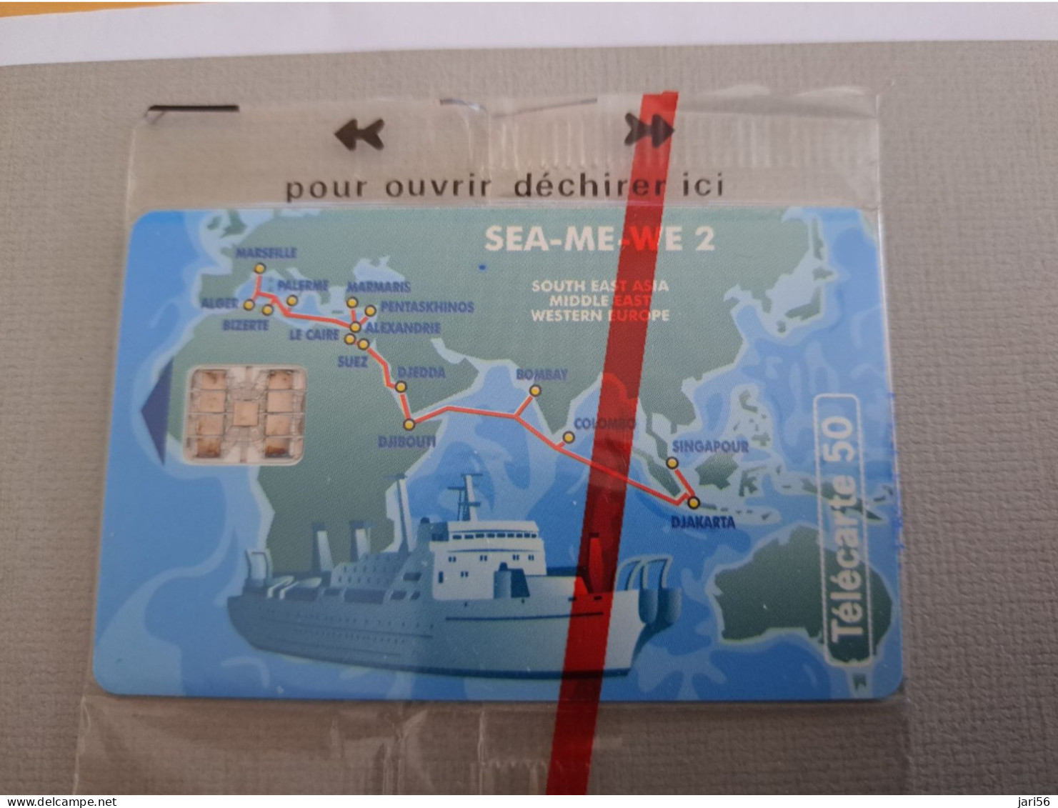 FRANCE/FRANKRIJK   CHIPCARD / 50 UNITS/ SEA-ME-WE2/ BOAT/    MINT IN WRAPPER     WITH CHIP     ** 13636** - Mobicartes (GSM/SIM)