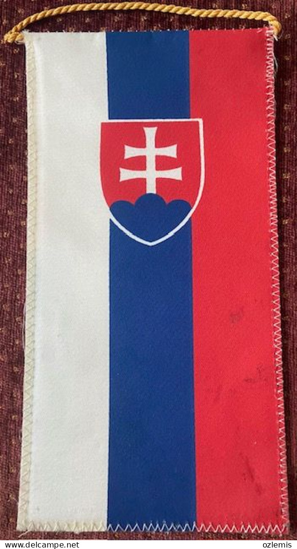 SLOVENIA ,VODNOPOLOVY ODDIER NOVAKY ,ORGINAL, PENNANTS, - Schwimmen