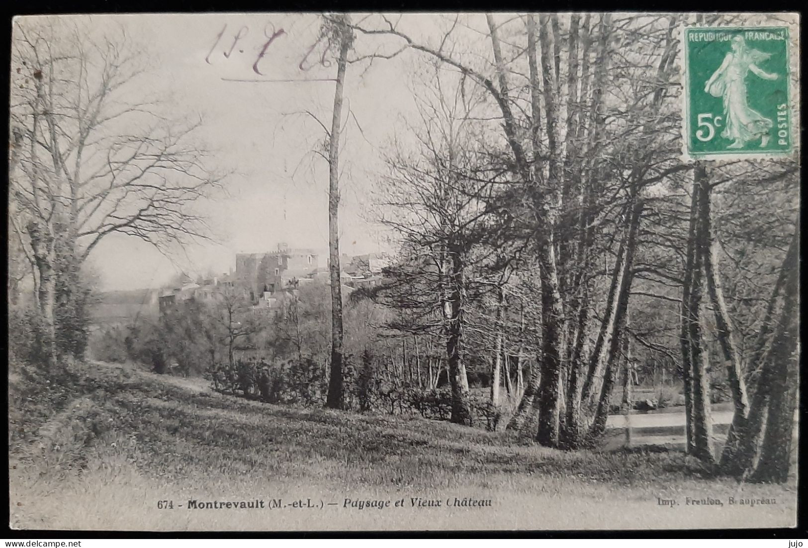 49 - Montrevault  (M.et L.) - Paysage Et Vieux Chateau - Montrevault