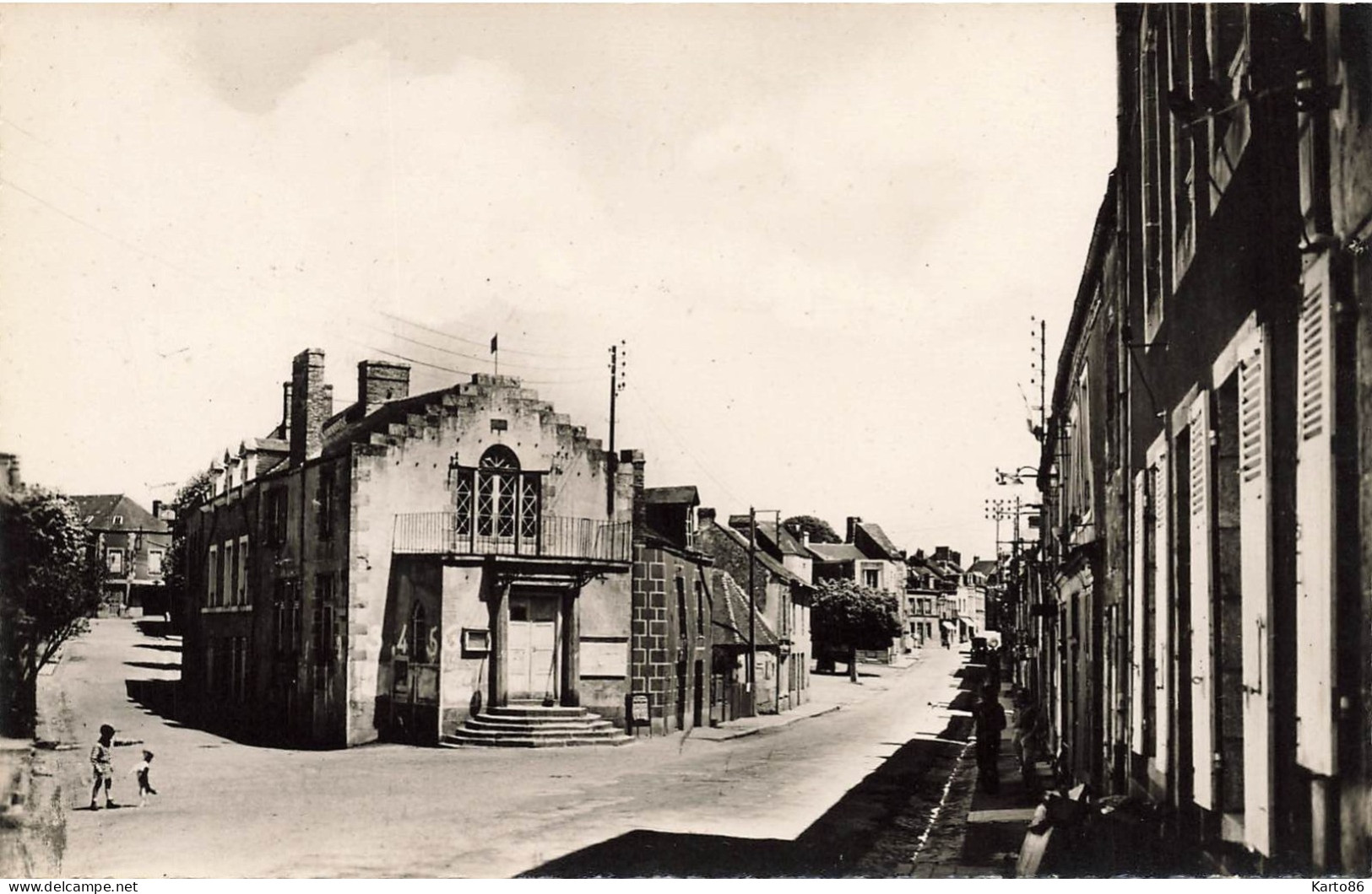 Villaines La Juhel * Rue Et La Mairie - Villaines La Juhel