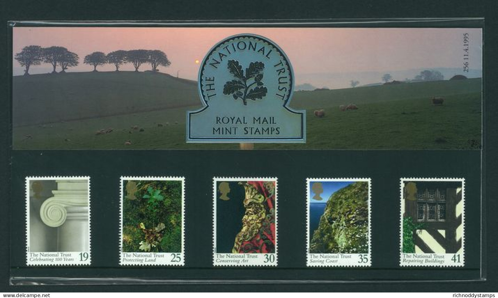 1995 Centenary Of The National Trust Presentation Pack. - Presentation Packs