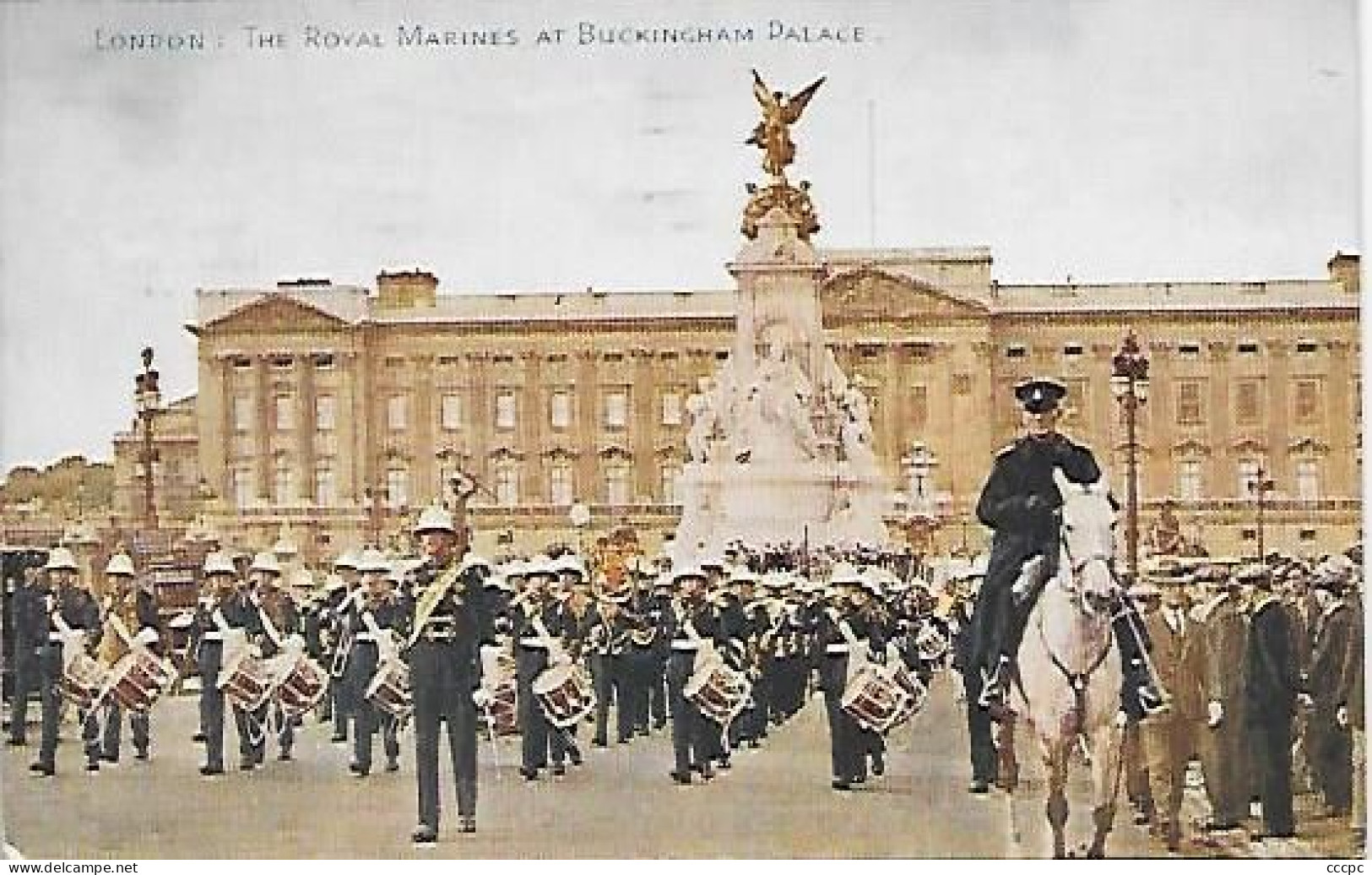 CPA London The Royal Marines At Buckingham Palace - Uniformes