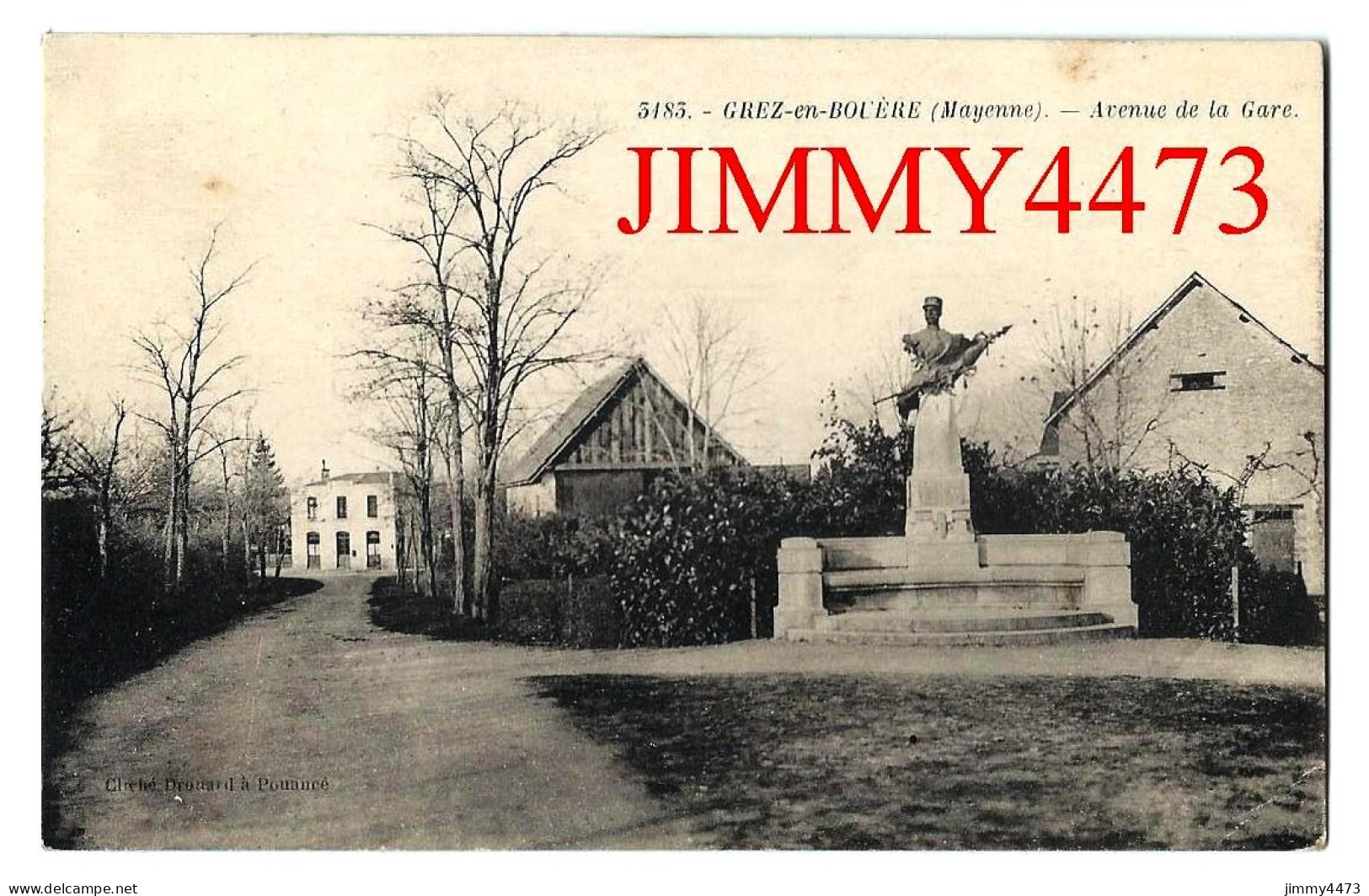 CPA - GREZ-en-BOUERE (Mayenne) - Avenue De La Gare ( Canton De Meslay Du Maine ) Cliché Dronard à Pouancé N° 3183 - Meslay Du Maine