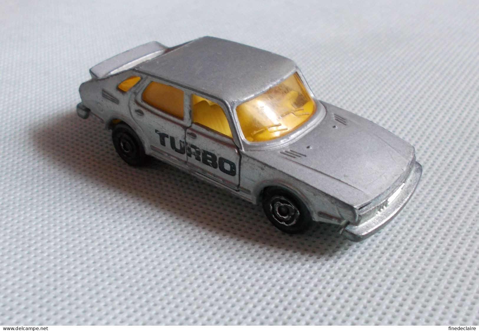 Voiture - Volvo SAAB Turbo Grise Majorette - N° 284- Ech: 1/62 - Autres & Non Classés