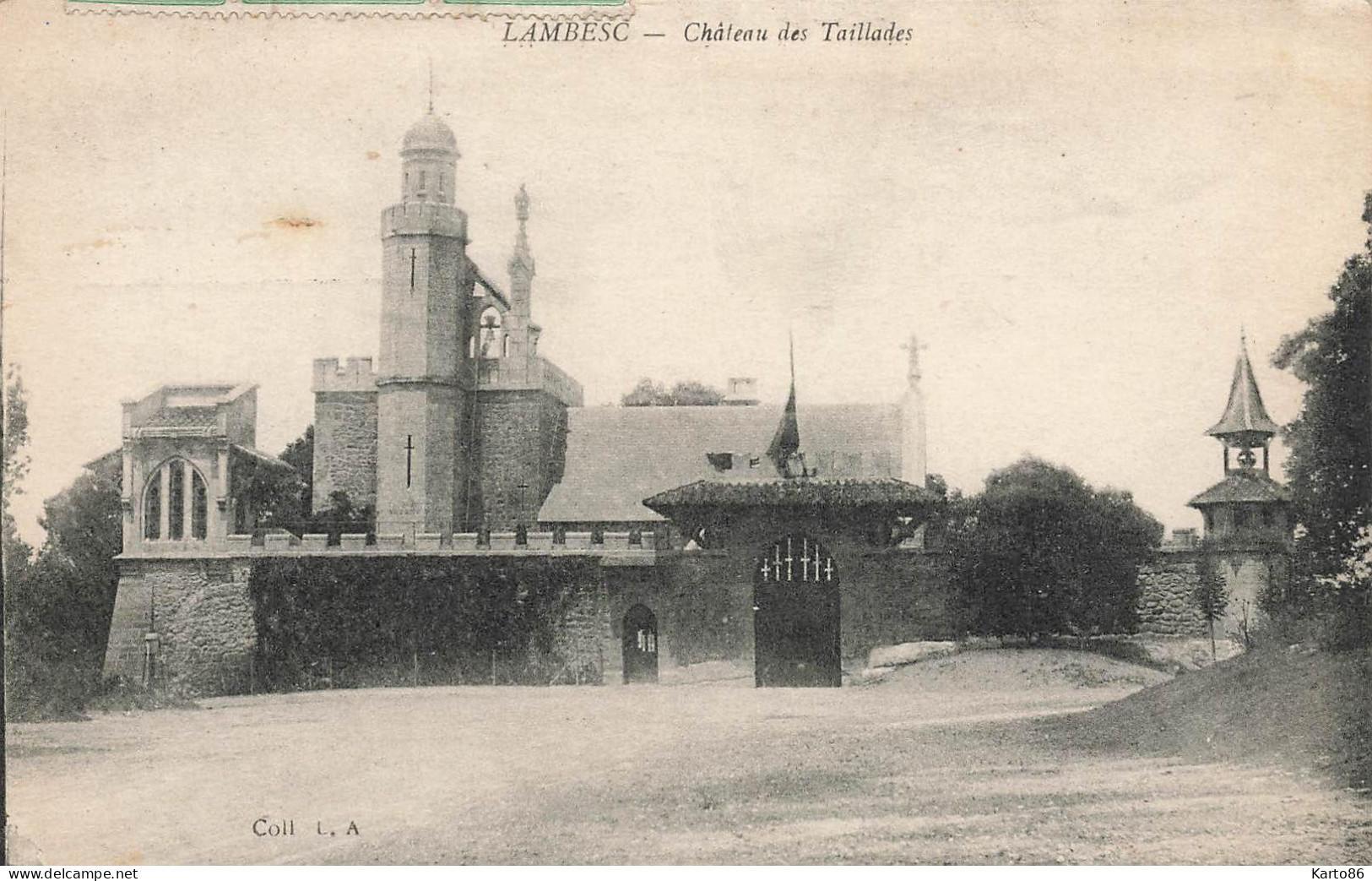 Lambesc * Place Et Château Des Taillades - Lambesc