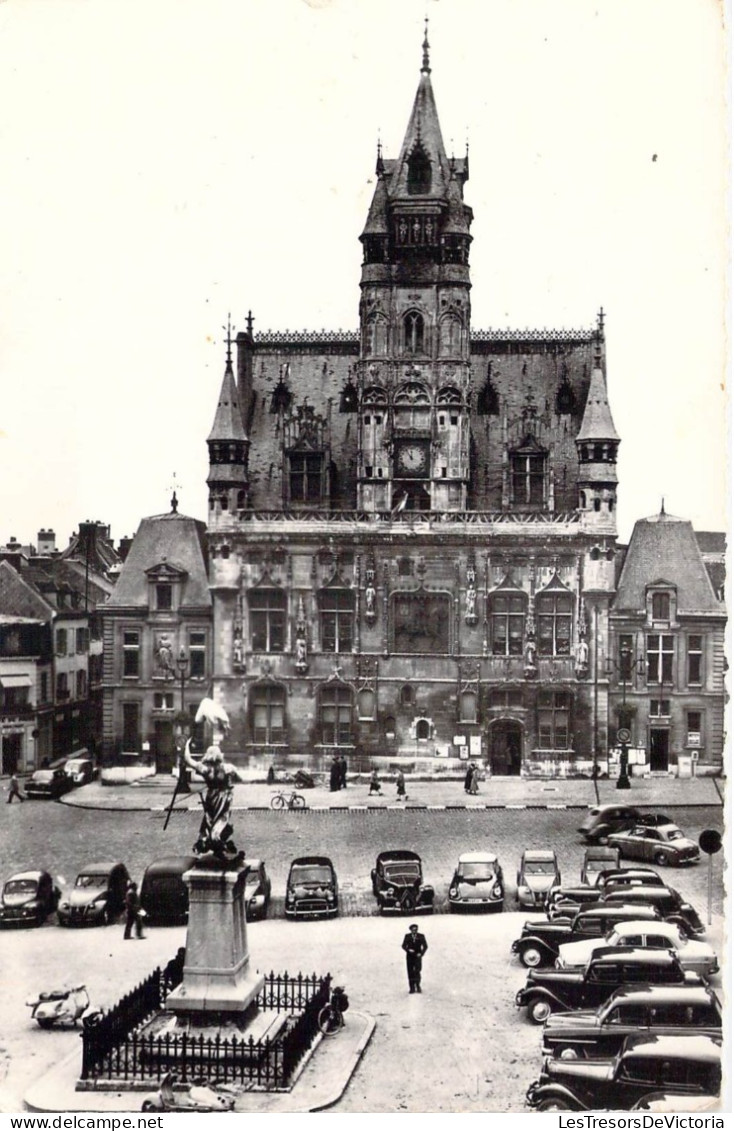 FRANCE - 60 - Compiègne - L'Hôtel De Ville - Carte Postale Ancienne - Compiegne