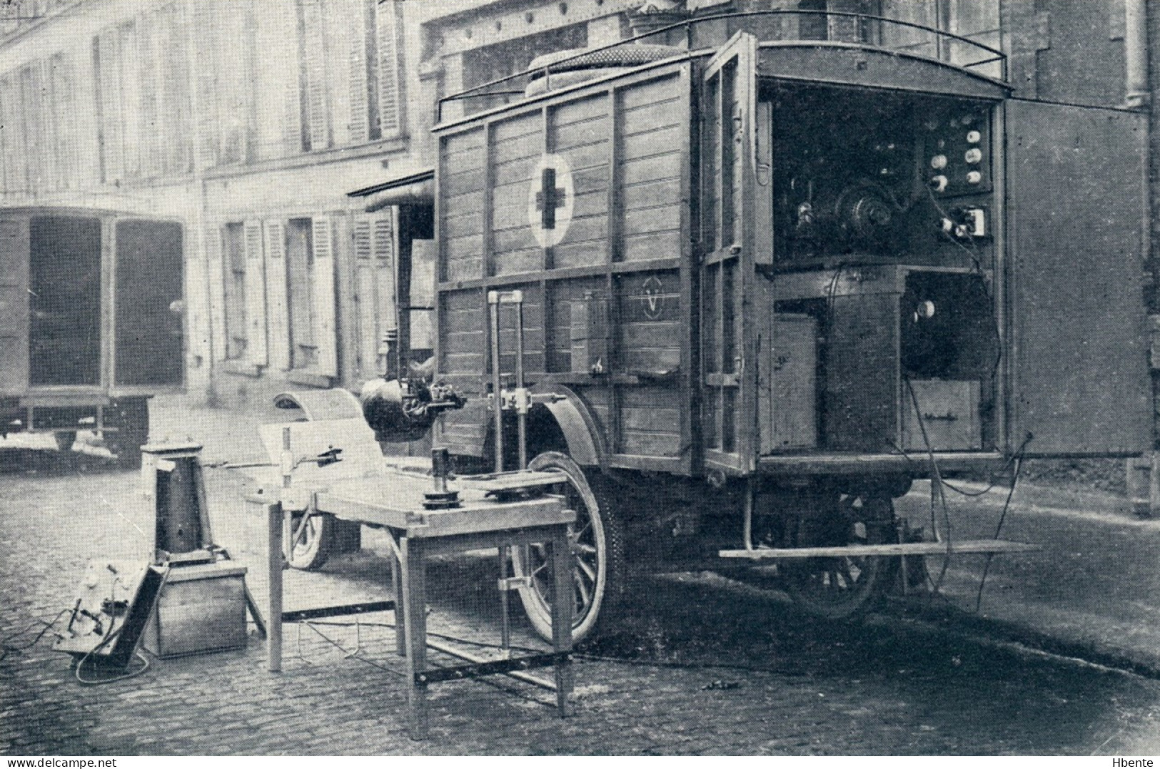 Equipage Radiologique - Petite Curie (Photo) - Automobiles