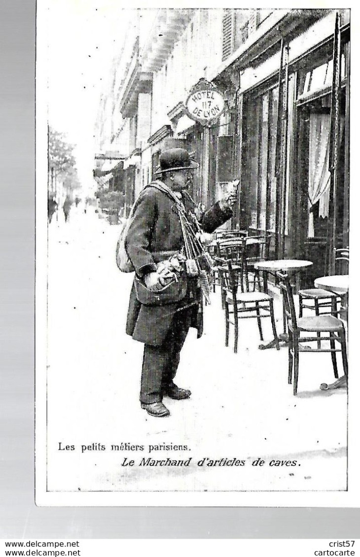 75 PARIS LES PETITS METIERS PARISIENS LE MARCHAND D ARTICLES DE CAVES - Petits Métiers à Paris