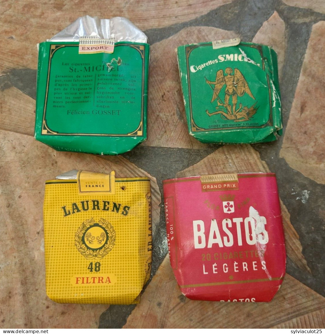 Belgique Belgium 4 Paquets De Cigarettes Vide - Saint Michel, Laurens, Bastos Légères - Autres & Non Classés