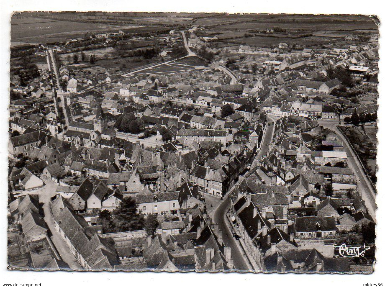 SAINT PIERRE LE MOUTIER-1955- Vue Générale Aérienne ....timbre....cachet....belle Griffe VOIE INEXISTANTE - Saint Pierre Le Moutier