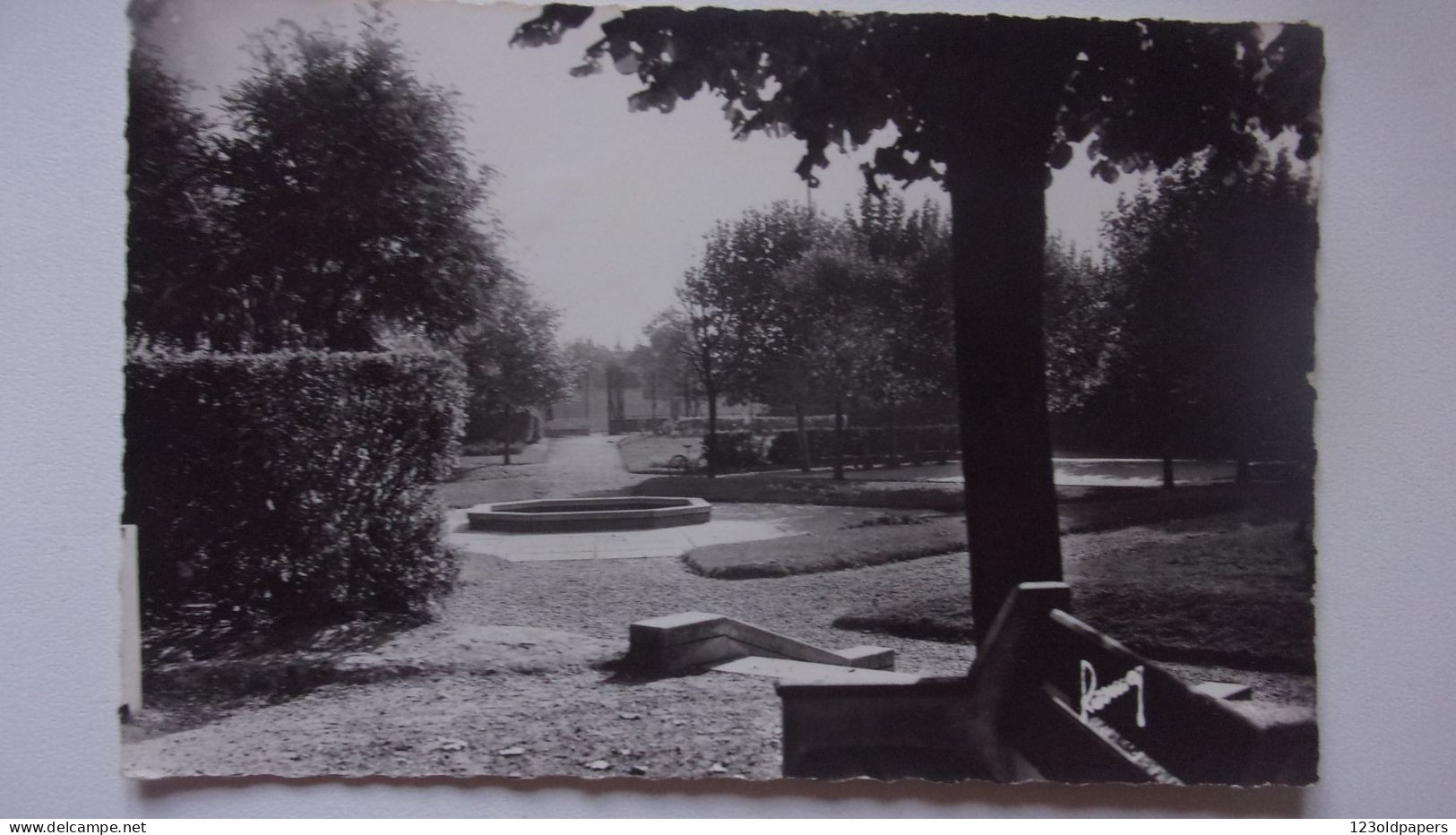 ️ 94 VILLEJUIF LE SQUARE DE LA MAIRIE  1955 - Villejuif