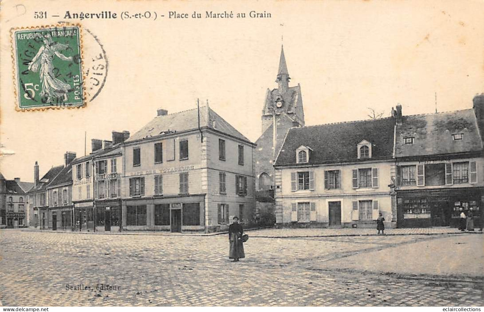 Angerville          91         Place Du Marché Au Grain            (voir Scan) - Angerville