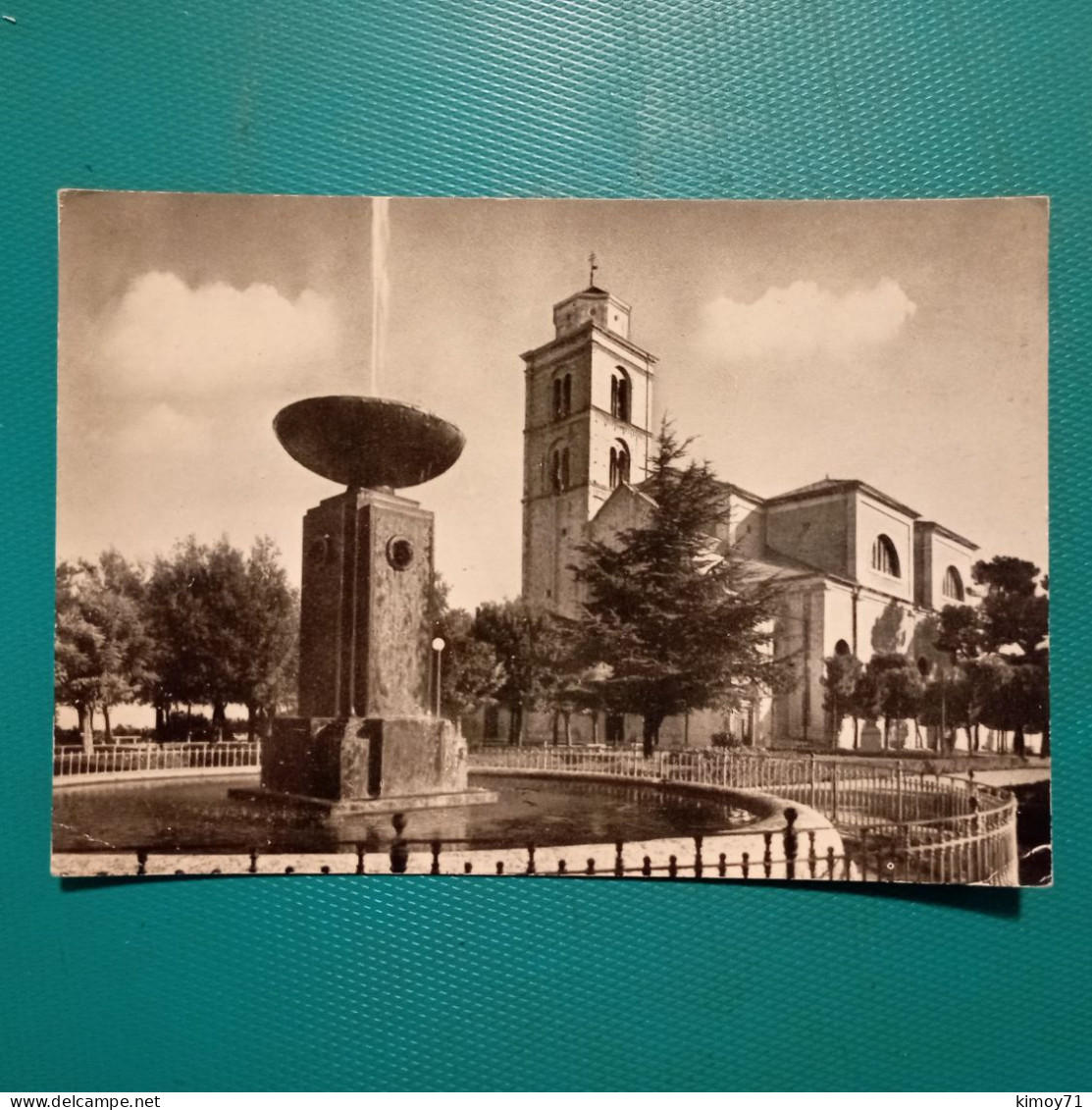 Cartolina Fermo - Duomo E Fontana. Viaggiata 1969 - Fermo