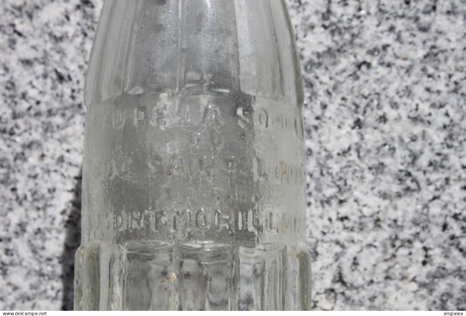 Lot 2 bouteilles anciennes ROC-SAIN - Boisson Ancienne Eau de Source Saint-Louis Montmorillon Vienne