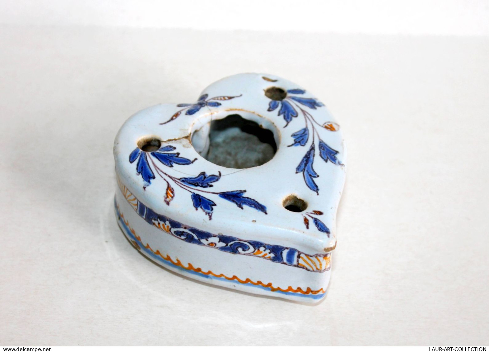 RARE JOLI ANCIEN ENCRIER DU XVIIIe SIECLE - COEUR En FAIENCE EMAILLÉE FRANCAISE / ART DECORATIF    (2006.5) - Tintenfässer