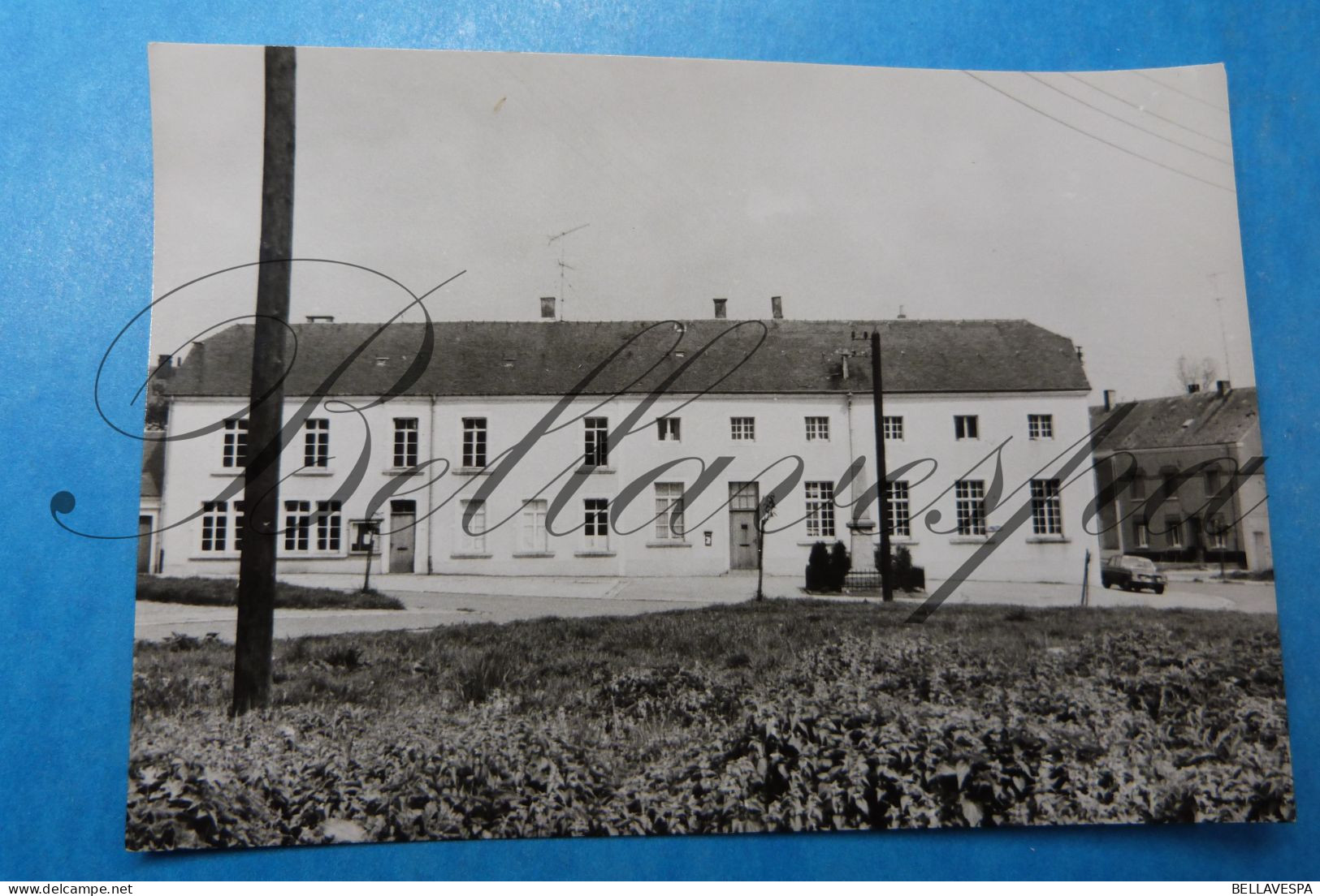 Vance Batiments Communaux & Monument Aux Morts 14-18 - Etalle