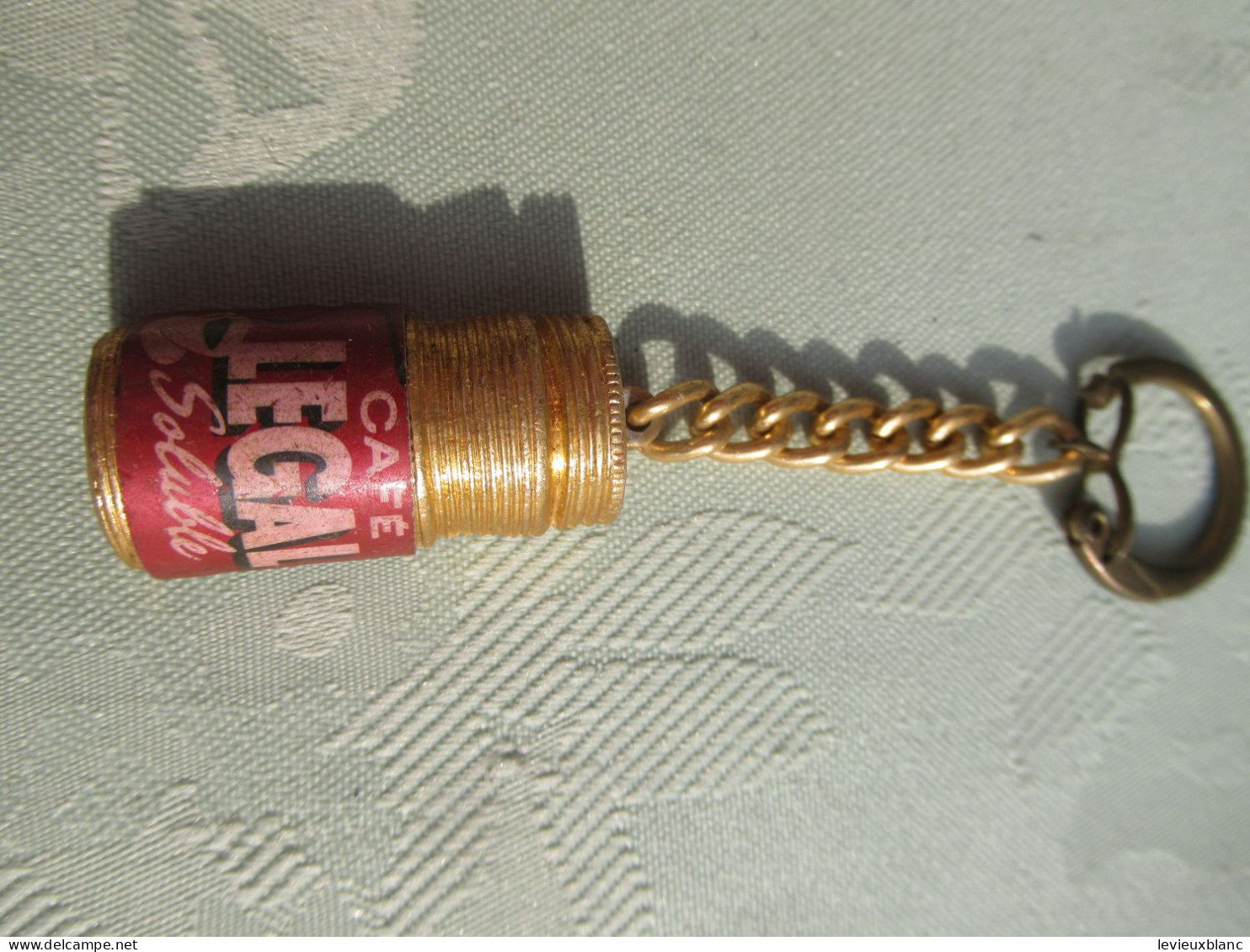 Porte-Clé Publicitaire Ancien/Café / LEGAL Soluble/ Le Café C'est Legal/ Métallique/ Vers 1960-1970              POC579 - Key-rings