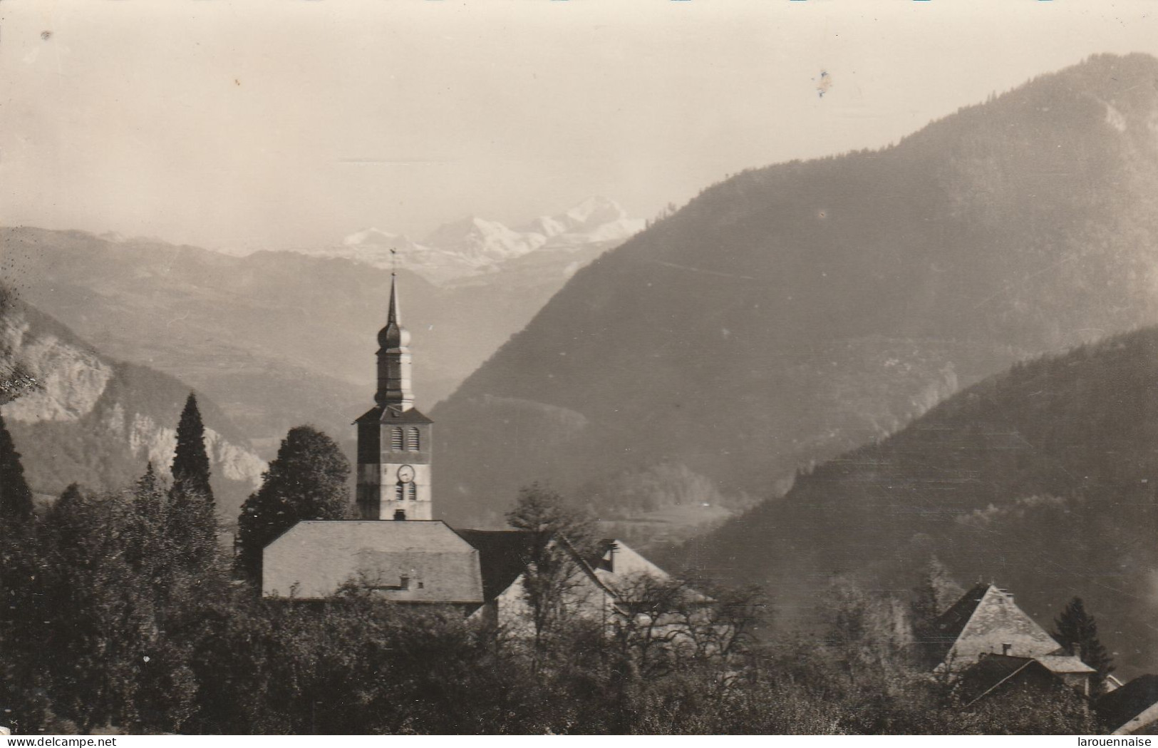 74 - MIEUSSY - Le Clocher Et Le Mont Blanc - Mieussy