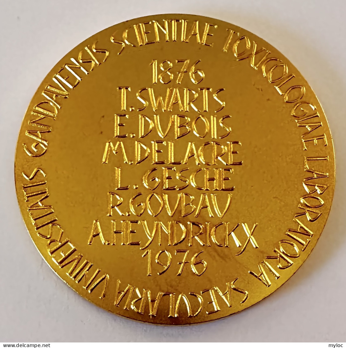 Médaille Bronze. 100ième Anniversaire Du Laboratoire Toxicologie. G. Vindevogel. Dans Son écrin. - Firma's