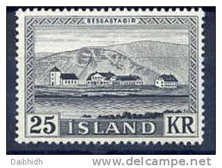 ICELAND 1957 Bessastadir 25 Kr. MNH (**).  Michel 319 - Neufs