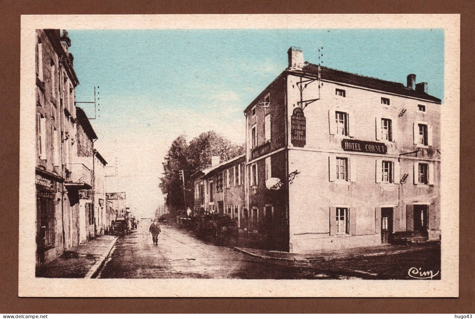 (RECTO / VERSO) MONTFAUCON DU VELAY - HOTEL CORNUT - ROUTE DE FIRMINY - FORMAT CPA - Montfaucon En Velay