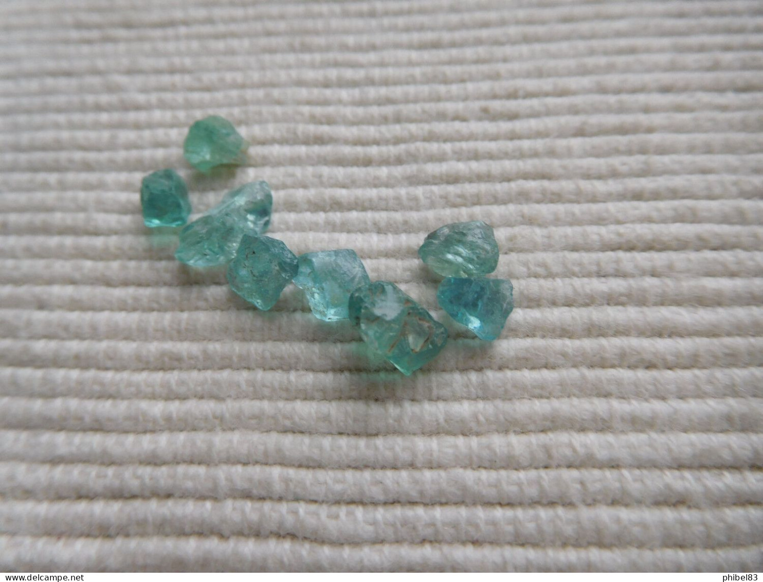 LOT CRISTAUX NATUREL APATITE BLEU NEON 5.45 CARATS ORIGINE MADAGASCAR C20 - Non Classificati