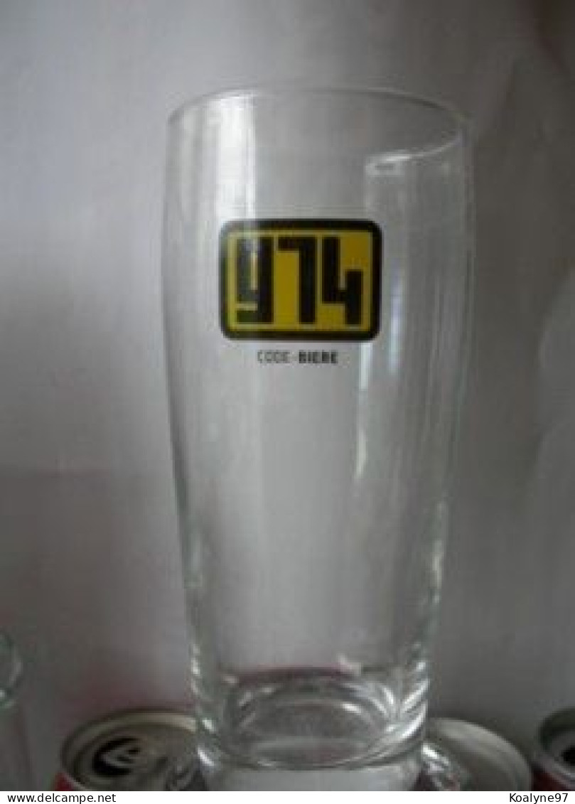 ANCIEN VERRE COLLECTOR 974 ILE DE LA REUNION BIERE BEER BRASSERIES DE BOURBON - Vasos