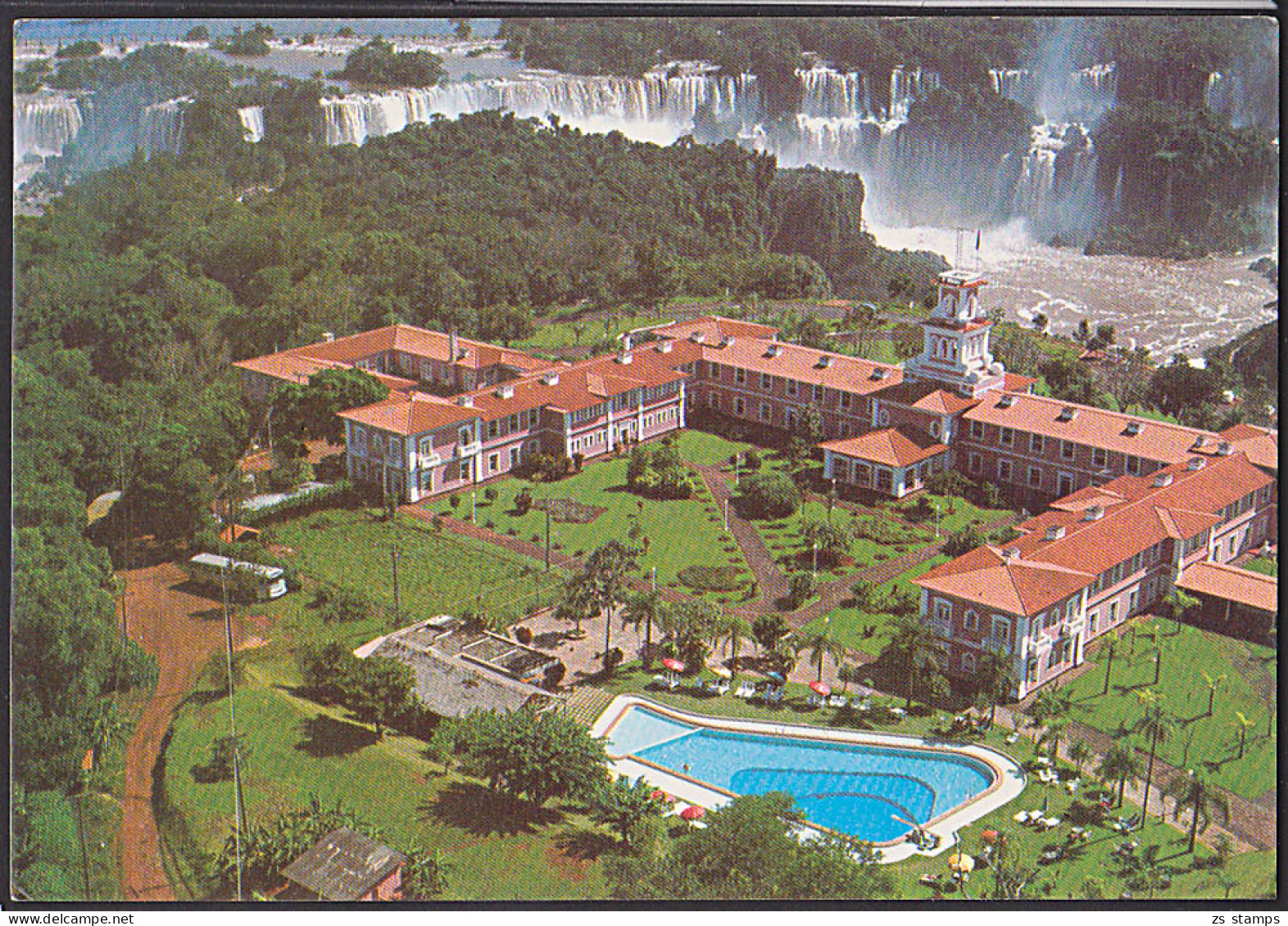 Rio De Janero LEBLON Brasilien Ansichtskarte 1978 Mit Hotel Das Cataratas Cia. Tropical De Hoteeis Nach Der DDR - Lettres & Documents