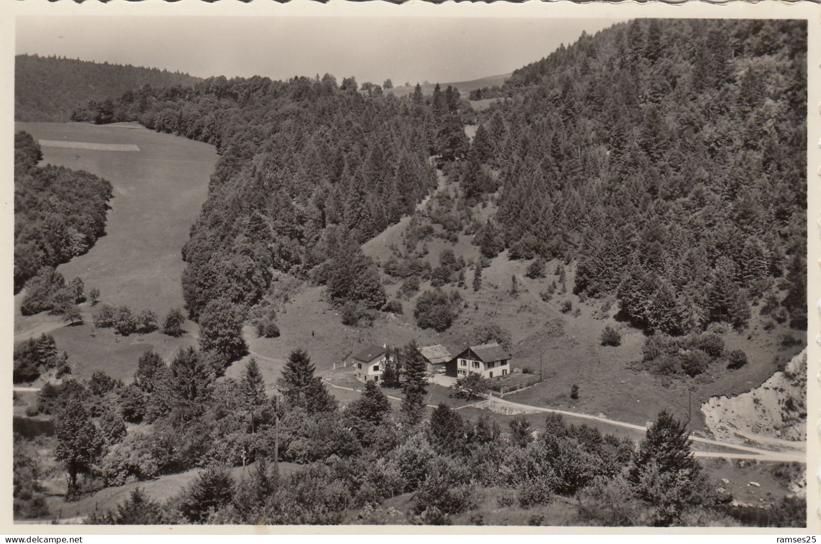 (249)  CPSM  Goumois  Auberge De La Pomme D'Or - Goumois