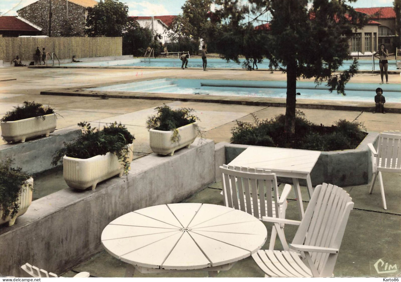 Paulhan * La Piscine ( Architecte M. Terral René De Montpellier ) * Baigneurs - Paulhan