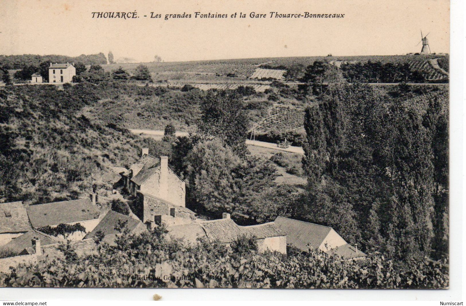 Thouarcé Gare Thouarcé-Bonnezeaux Grandes Fontaines Moulin à Vent - Thouarce