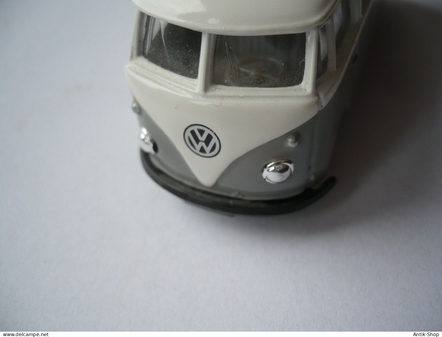 "WELLY"-Modellauto - VW Bus - Bully Van - Grau/weiß - 1962   (1141) - Autres & Non Classés