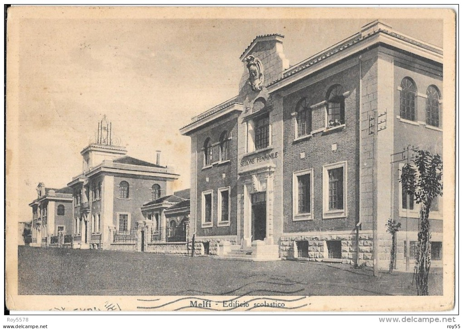 Basilicata-potenza-melfi Edificio Scolastico Veduta Scuola Sezione Femminile Anni 40 - Andere & Zonder Classificatie