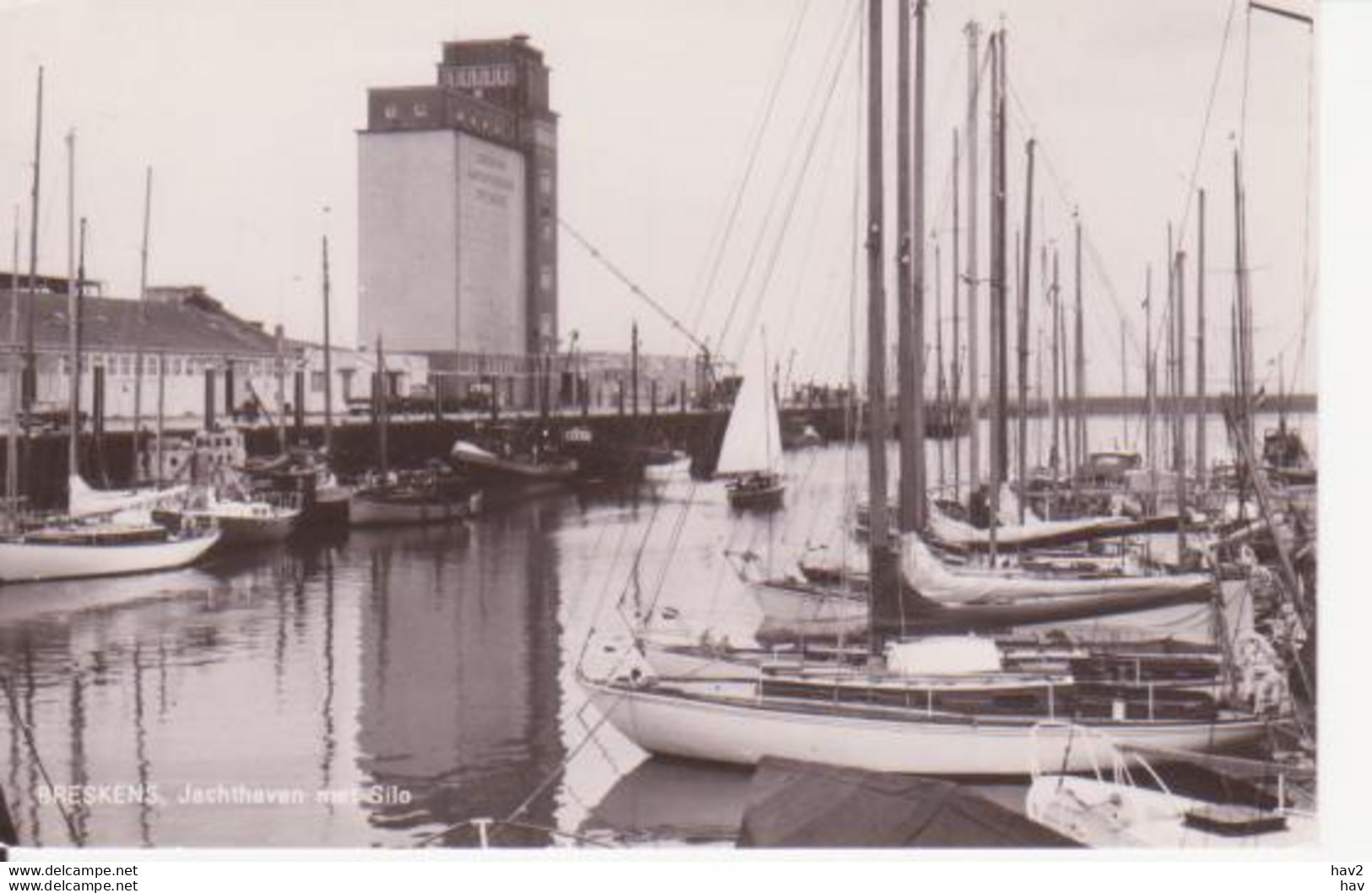 Breskens Jachthaven Met Silo RY10198 - Breskens