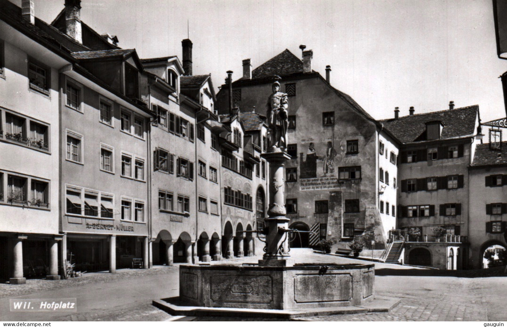 CPSM - WIL - Hofplatz ... Edition Photoglob (format 9x14) - Wil