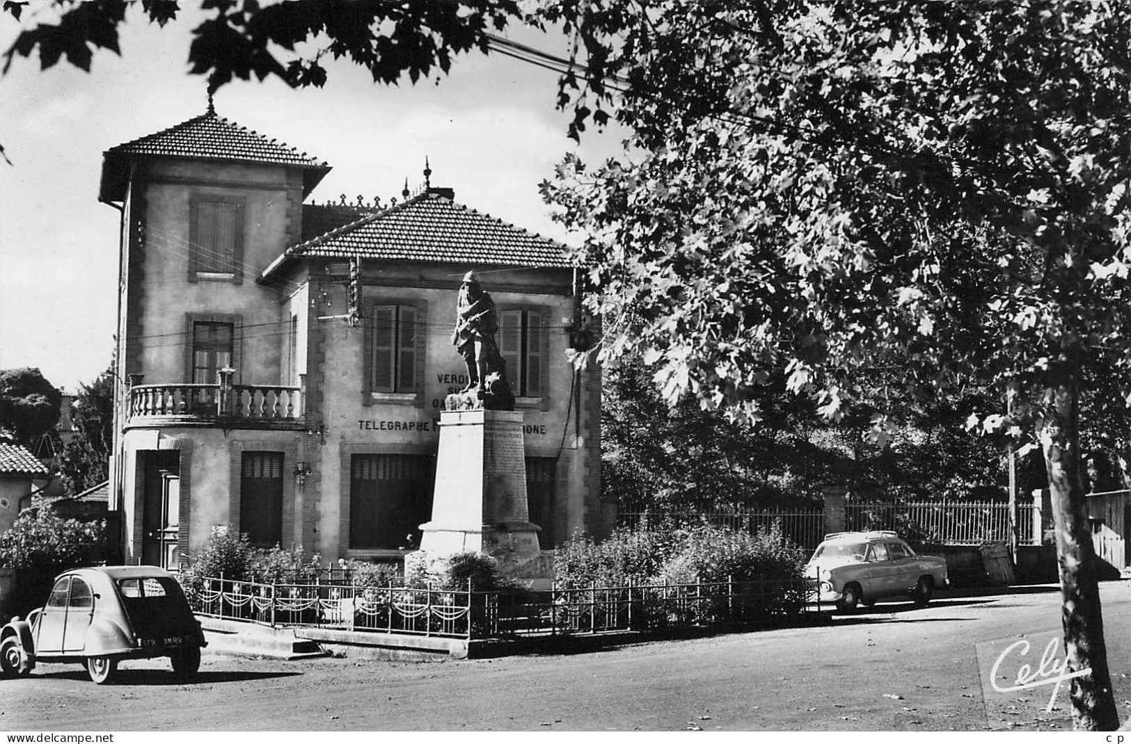 Verdun Sur Garonne - Monument Aux Morts  - CPSM°J - Verdun Sur Garonne