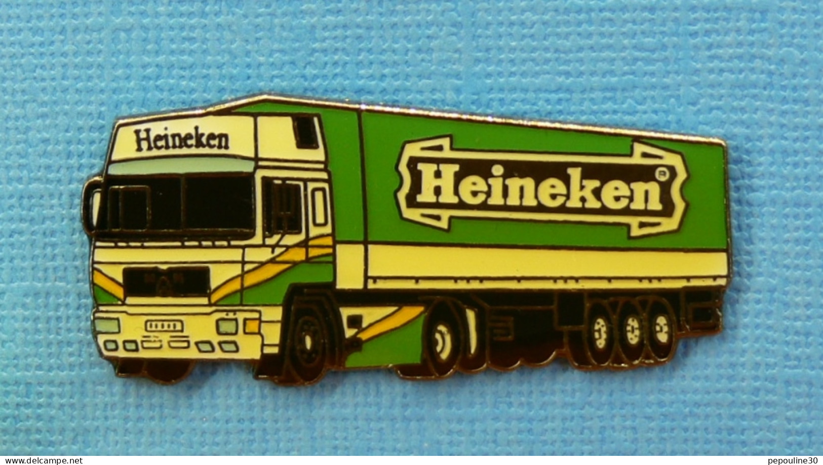 1 PIN'S // ** TRANSPORTS BIÈRE " HEINEKEN " SEMI-REMORQUE " MAN " **   - Beer