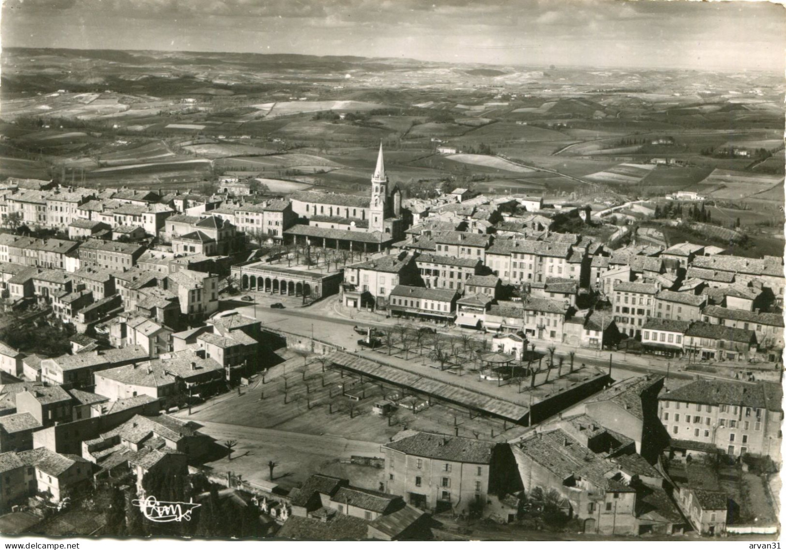 PUYLAURENS - VUE AERIENNE - LE CENTRE De La VILLE En 1953  - - Puylaurens