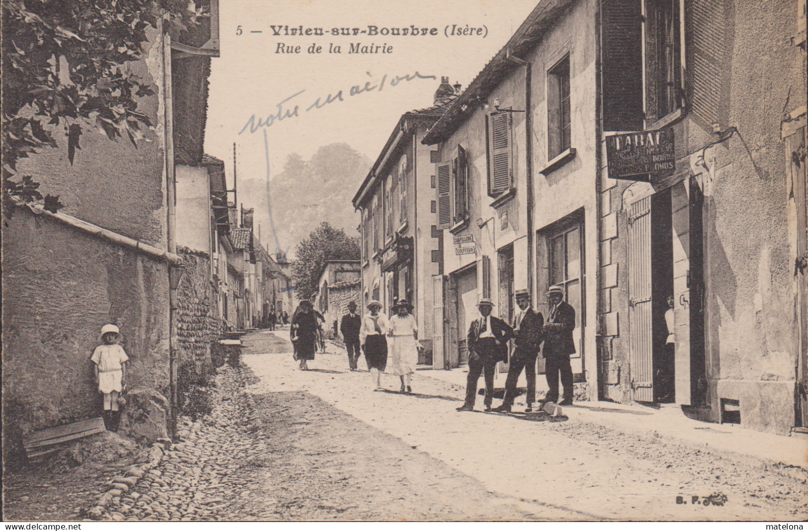 38 - ISERE VIRIEU SUR BOURBRE RUE DE LA MAIRIE - Virieu