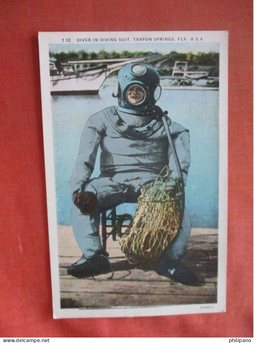 Diver In Diving Suit Tarpon Springs. Florida       Ref  6151 - Sarasota