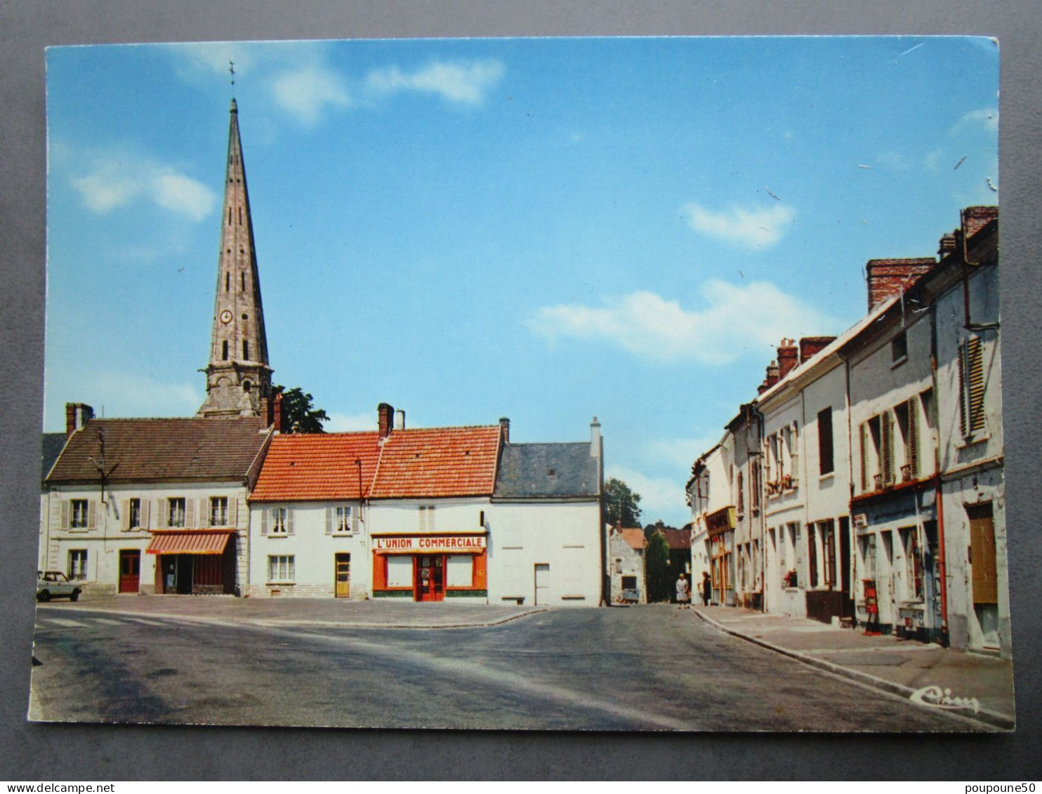 CP 60 Oise ACY En MULTIEN  Prés Betz  - L'église Et La Place Du Centre Ville L'épicerie " L'Union Commerciale "  1970 - Auneuil