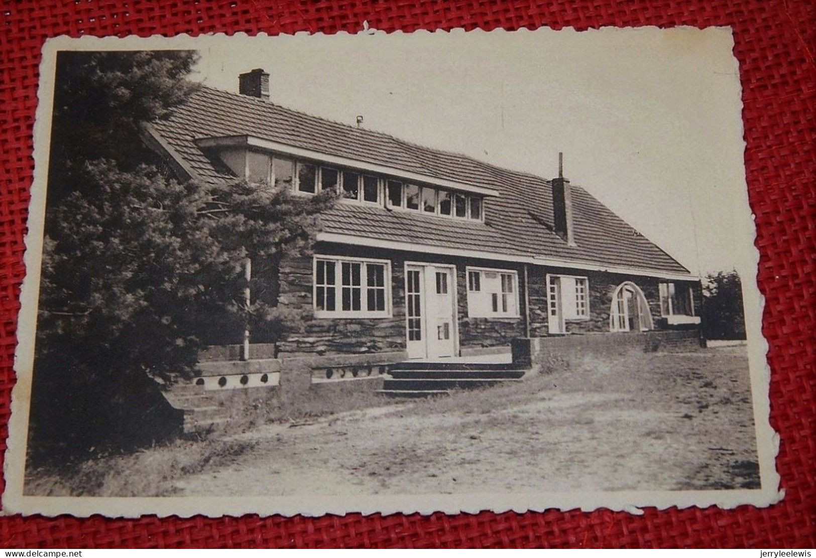 HEUVELSEN (Lanklaar - Dilsen-Stokkem)  - Studentengemeenschap - Het Huis  - Communauté D'étudiants - Le Chalet - Dilsen-Stokkem