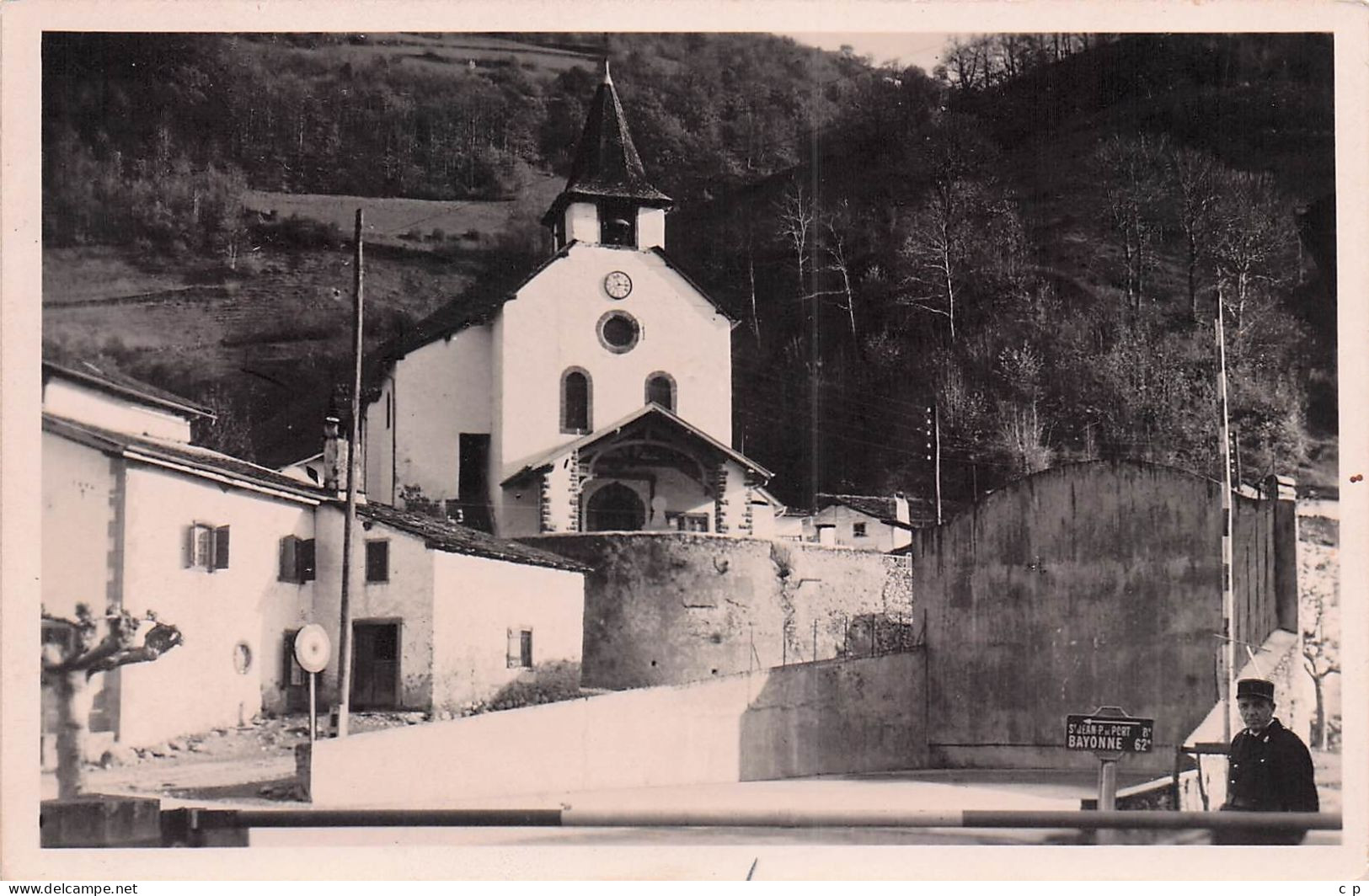 Arneguy -  Fronton Et Eglise  -  CPSM°J - Arnéguy